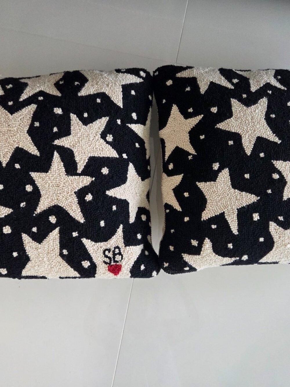 2 Susan Branch Star Pillows